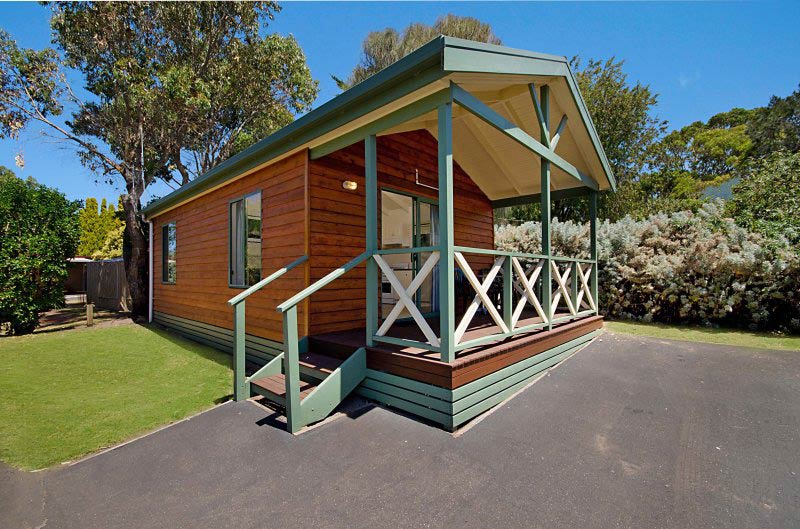 Port Fairy Accommodation | Deluxe One Bedroom Cabin