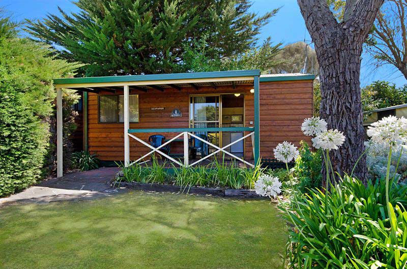 Port Fairy Accommodation | Deluxe two Bedroom Cabins